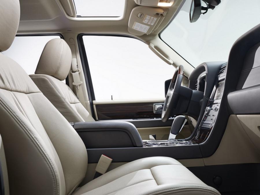  Lincoln Navigator 2014 года  (фото 10 из 61)